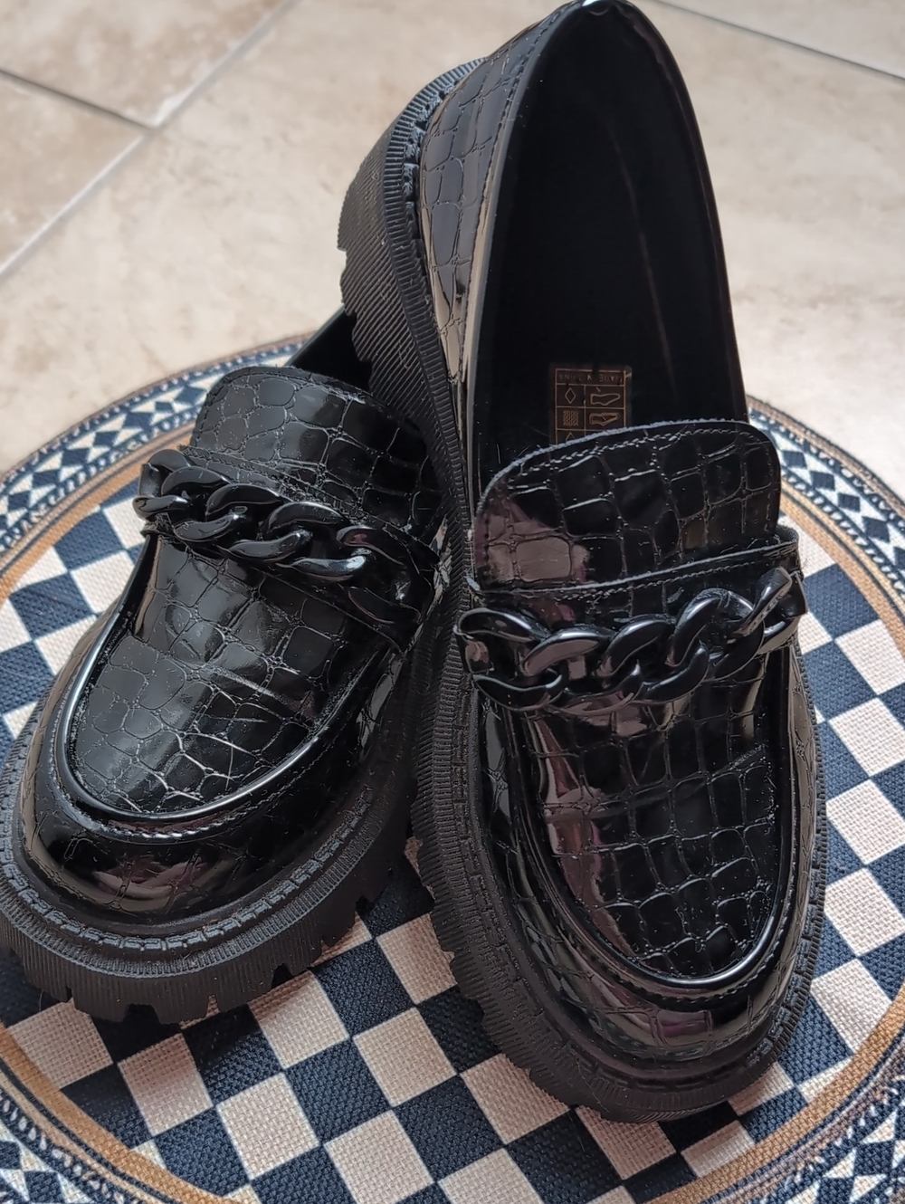 Black Croc-Embossed Chain Loafers for Women Size 38, fits more like a 37
